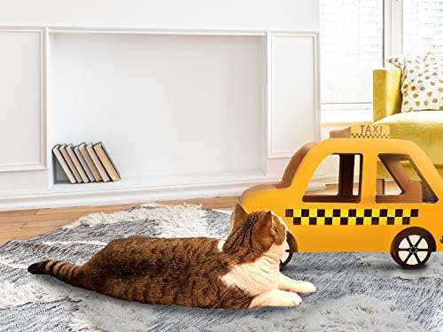 חתול מטורף רוכב מונית צהובה מונית אקס-אל 3-די חתול מגרד. כיף צבעוני עיצובים עם מרובה לחתוך פתחים. עשוי מחומר גלי ממוחזר
