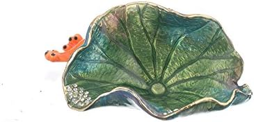 קרן קופל צפרדע שוכבת על תיבת תכשיט עלים מעוטרת בקריסטלים של סברובסקי