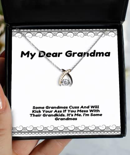 מתנות של סרקסמה סבתא, כמה סבתות סתומות ויבעטו בתחת שלך אם תתעסק עם שרשרת ריקודים של סבתא המשאלות מהנכדה