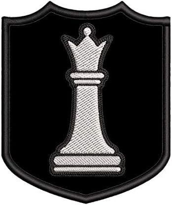 חתיכת שחמט מלכה לבנה רקומה טלאי פרימיום DIY ברזל או תפור תב דקורטיבי סמל סמל מזכר