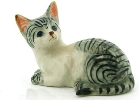עיצוב צ'אנג'תאי זעיר 3½ כורע ארוך מבט למעלה אפור לבן טאבי חתול פסלון מיניאטורי יד צבוע קרמיקה שורטאיר חתלתן חרסינה